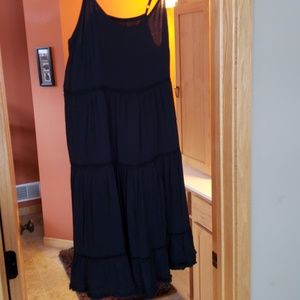 Super cute and breezy, little black dress!